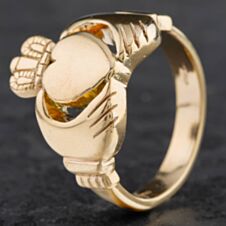 Pre-Owned 9ct Yellow Gold Claddagh Ring 4115320