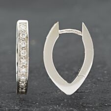Pre-Owned 18ct White Gold 19mm Diamond Leverback Earrings 41172293