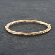 Pre-Owned 9ct Yellow Gold Twist Pattern Standard Hinged Bangle 41211339