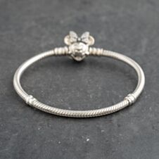 Pre-Owned Pandora Silver Cubic Zirconia Pandora Disney Minnie Mouse Clasp 6.5 Inch Charm Bracelet 41221401