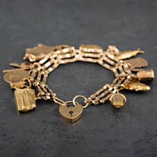 Pre-Owned 9ct Yellow Gold Three Bar Gate Charm Bracelet 4123048