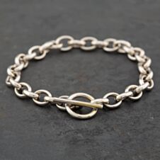 Pre-Owned 9ct White Gold T-Bar 7.5 Inch Curb Chain Bracelet 41281051