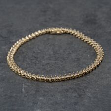 Pre-Owned 14ct Yellow Gold 2.00ct Brilliant Cut Diamond 8.5 Inch Tennis Bracelet 41281388