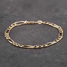 Pre-Owned 9ct Yellow Gold 7.5 Inch Figaro Chain Bracelet 41281402