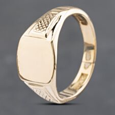 Pre-Owned 9ct Yellow Gold Cushion Shape Signet Ring 41341599