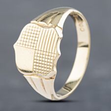 Pre-Owned 9ct Yellow Gold Shield Signet Ring 41341664