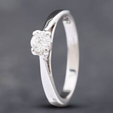 Pre-Owned 18ct White Gold 0.21ct Diamond Solitaire Ring 41381892