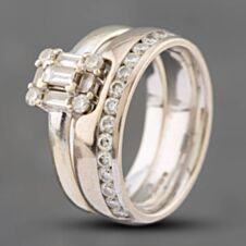 Pre-Owned 18ct White Gold 1.00ct Diamond Bridal Set Ring 41481377