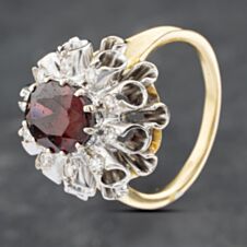 Pre-Owned Vintage 18ct Yellow Gold Garnet & Brilliant Cut Diamond Spray Design Cluster Ring 41481756