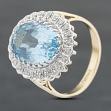 Pre-Owned 9ct Yellow Gold Blue Topaz Large Oval Cluster Ring 41481804