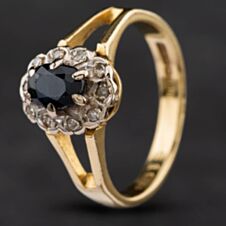 Pre-Owned 18ct Yellow Gold Sapphire & Diamond Cluster Ring 4158402