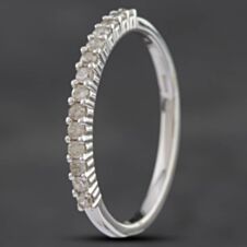 Pre-Owned 9ct White Gold Brilliant Cut Diamond Half Eternity Ring 4158979