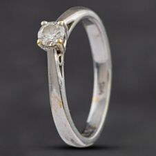 Pre-Owned 18ct White Gold 0.15ct Brilliant Cut Diamond Solitaire Ring 4158987