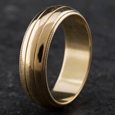 Pre-Owned Wedding Ring Collection - thejewelhut.co.uk