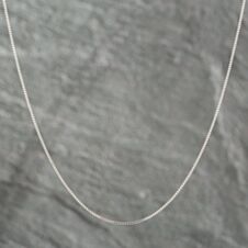 Pre-Owned Platinum 18 Inch Box Chain 43041001