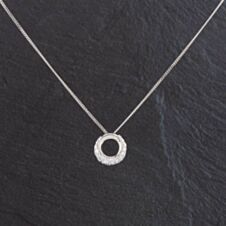 Pre-Owned Platinum Graduated Round Diamond Pendant 4314003