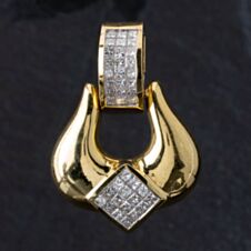 Pre-Owned 18ct Yellow Gold 1.80ct Princess Cut Diamond Fancy Loose Pendant 4314057