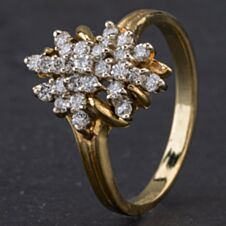 Pre-Owned 14ct Yellow Gold Diamond Cluster Ring 4328657