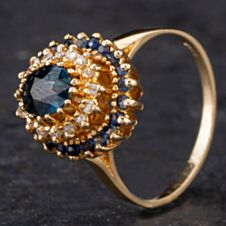 Pre-Owned 9ct Yellow Gold Sapphire & Brilliant Cut Diamond Oval Three Tier Cluster Ring 4336005