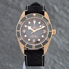 Pre-Owned Tudor Black Bay Bronze Watch M79250BA-0001