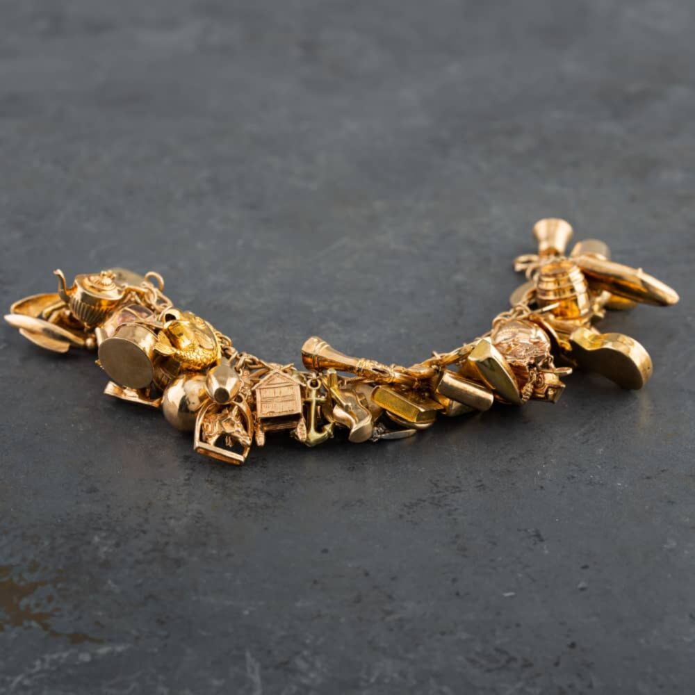 Pre-Owned 9ct Yellow Gold Charm Bracelet 4123407