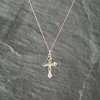 Pre-Owned 9ct Yellow Gold Crucifix Cross Pendant & 18 Inch Curb Chain 41143198