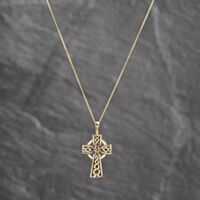 Pre-Owned 9ct Yellow Gold Celtic Cross Pendant & 18 Inch Curb Chain 41143655