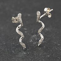 Pre-Owned 9ct White Gold 19.8mm Diamond Wave Dropper Earrings 41174048