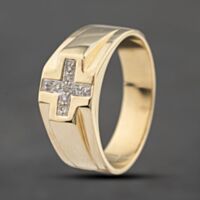 Pre-Owned 9ct Yellow Gold Diamond Cross Signet Ring 41341894