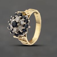Pre-Owned Vintage Yellow Gold Sapphire & 0.30ct Diamond Cluster Ring 41482240
