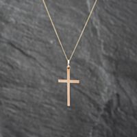 Pre-Owned Vintage Yellow Gold Plain Cross Pendant & 18 Inch Curb Chain 43141272