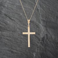 Pre-Owned 9ct Yellow Gold Plain Cross Pendant & 18 Inch Curb Chain 43141274