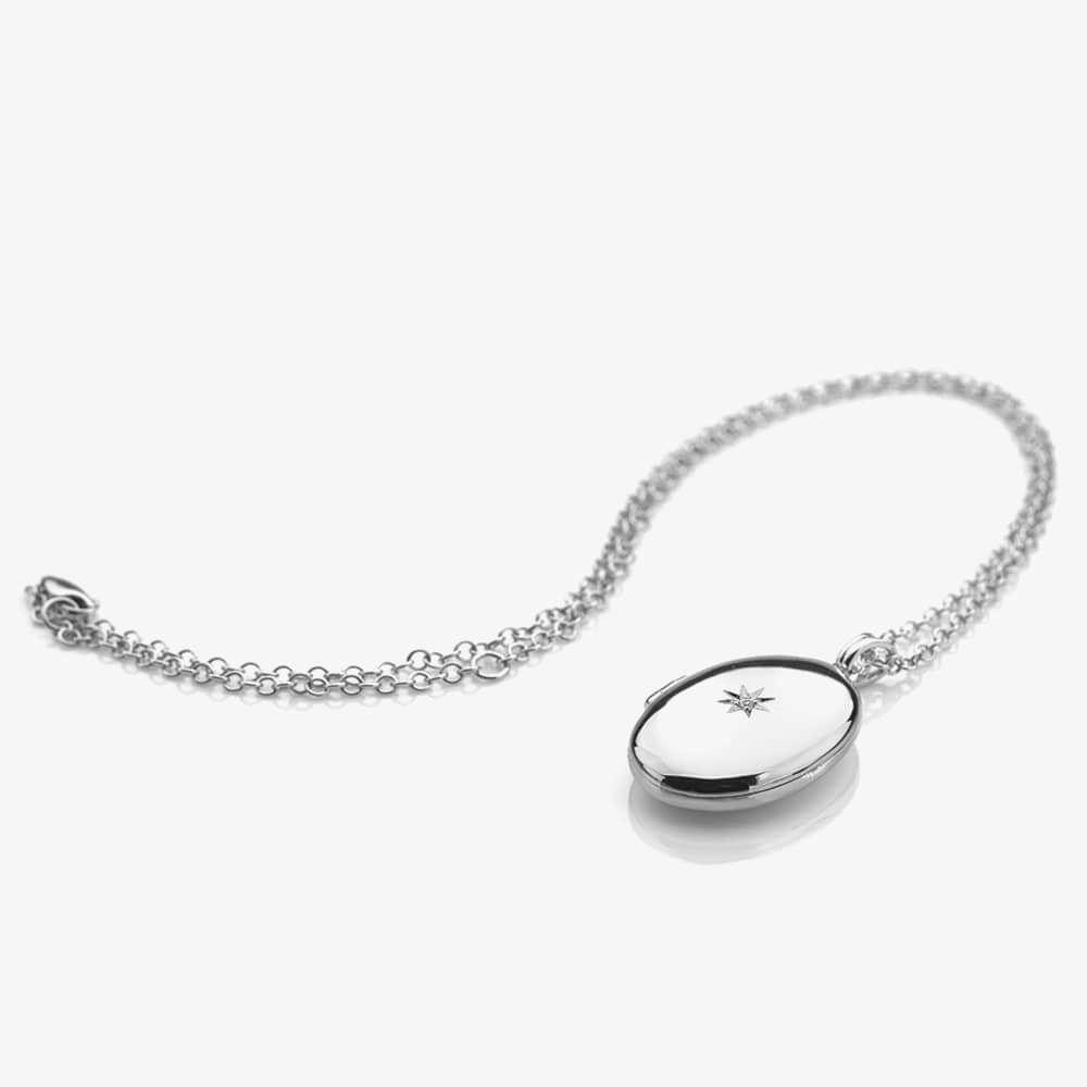Hot Diamonds Romantic Oval Locket DP143