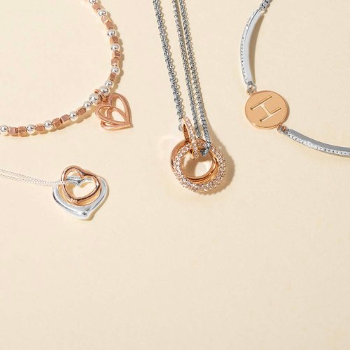 How_to_Style_Two_Tone_Jewellery_Like_a_Pro