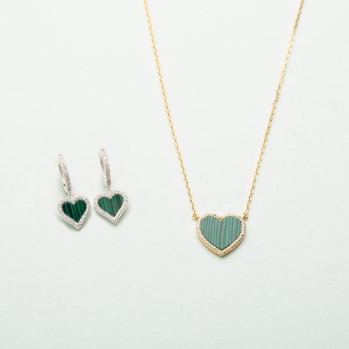 Malachite_Jewellery_Style_Guide_Stack_and_Layer