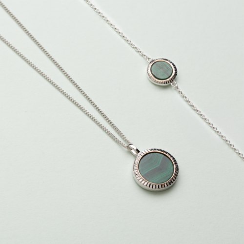 Malachite_Jewellery_Style_Guide_Wear_it_solo