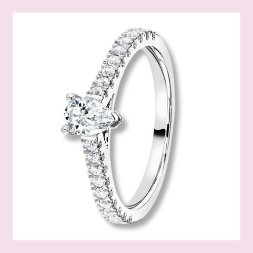 Pear Cut Diamond Solitaire