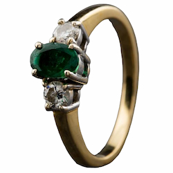 Emerald Diamond Ring Pre Owned Birthstone